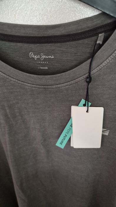 Męska koszulka z metką