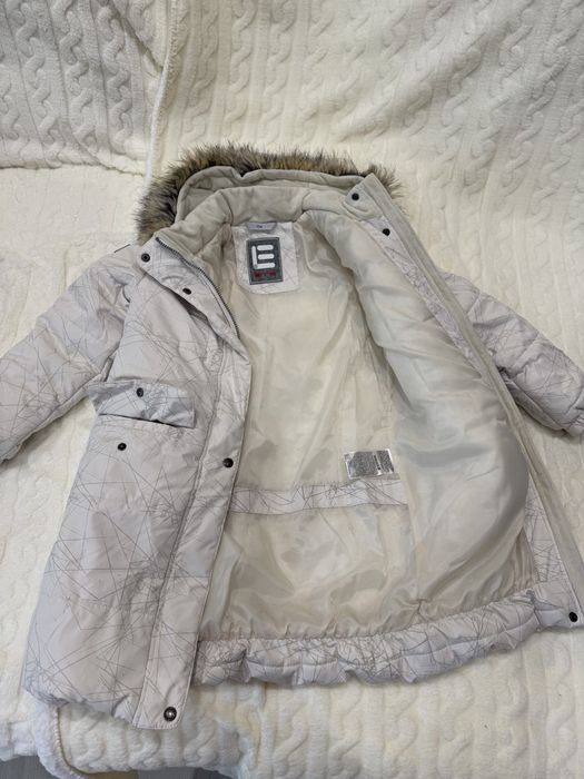 Зимнея куртка для девочки