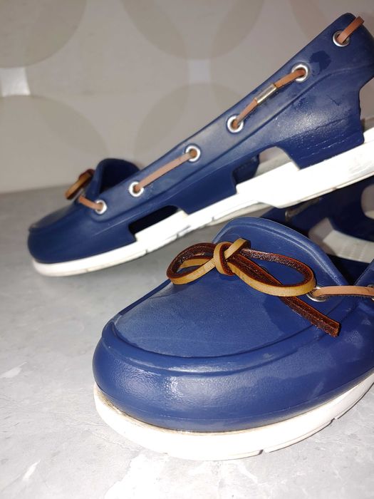 Жіноче взуття crocs