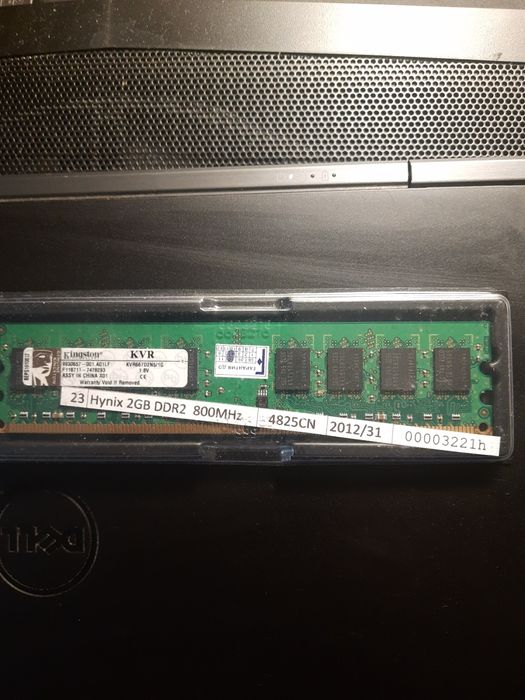 Модуль памяти для компьютера   Hynix 2GB DDR2 800MHz 4825CN