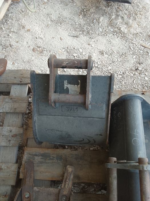 Baldes para escavadora até 2T