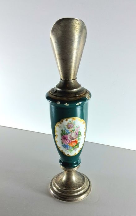 Ânfora antiga decorativa