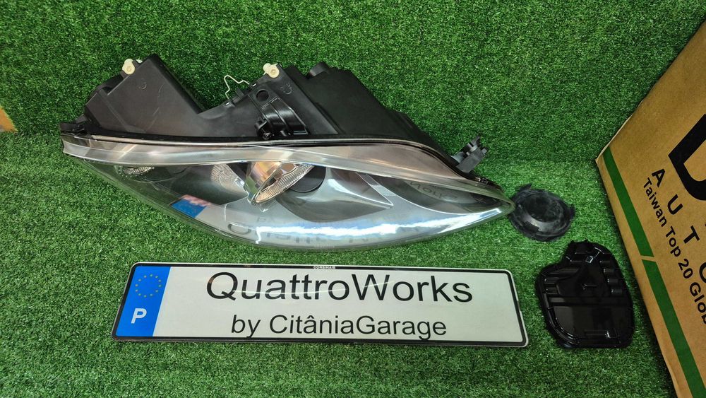 Otica Farol Direito Seat Leon 1P 2009 a 2012 445-1125R-LDEM2 NOVO