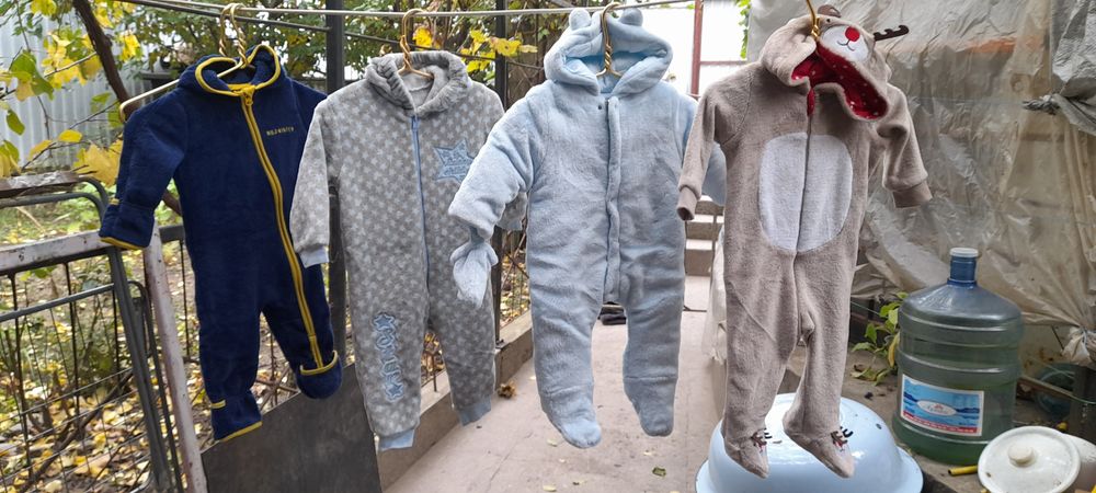 Комбинезоны 6 мес.