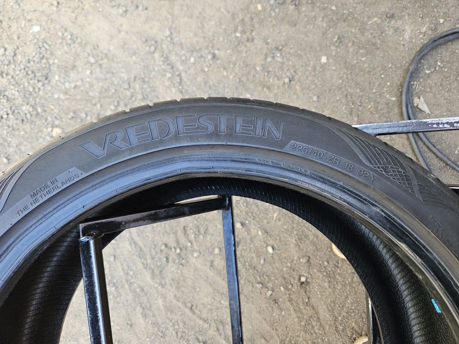Шины БУ 225 40 R 18 Vredestein ultrac satin лето комплект