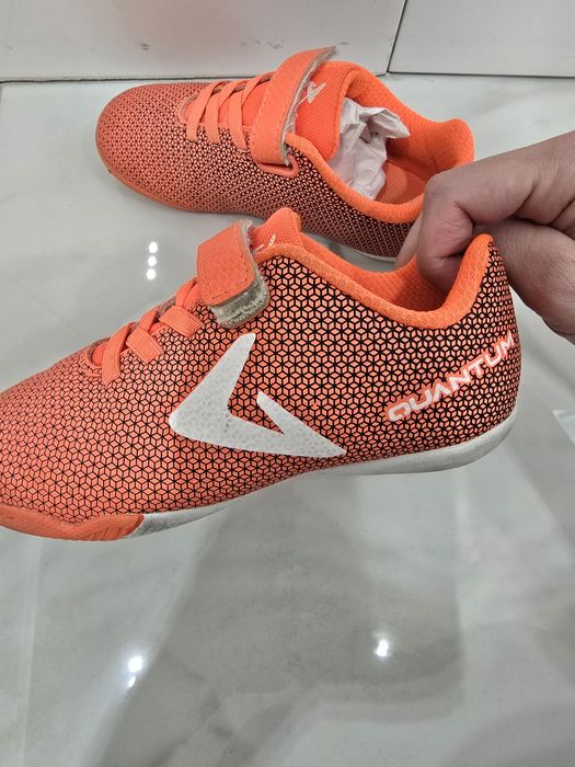 Бутси фірма Demix