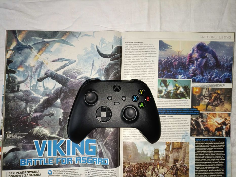 Pad XBOX ONE . SERIES S oraz X -znakomity stan