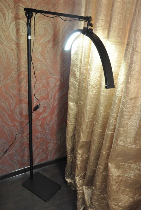 Лампа луна поворотная Лед лампа полумесяц для визажиста полукольцевая