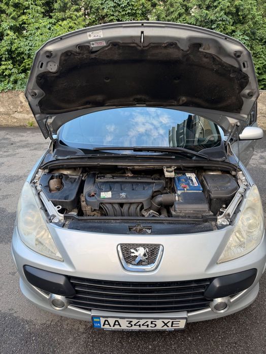 Продам Peugeot 207 2006 2.0