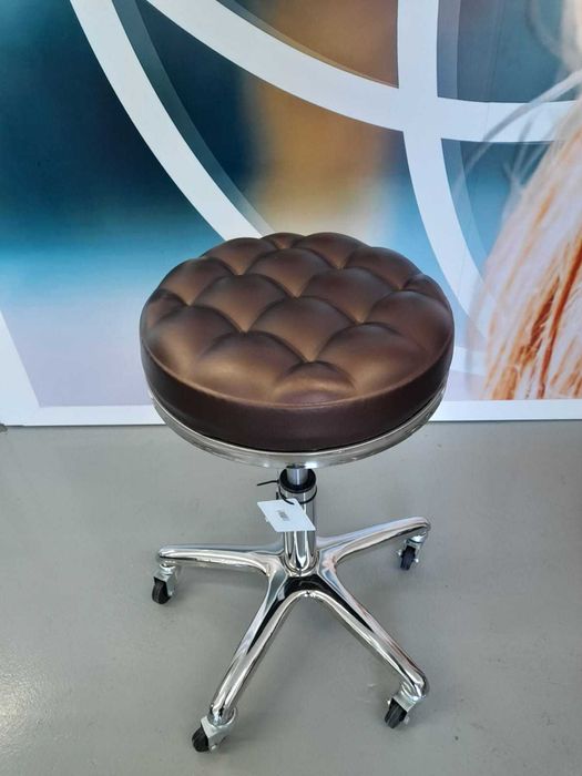 Cadeira de Estética Profissional (OFERECEMOS ENTREGA/ENVIO)