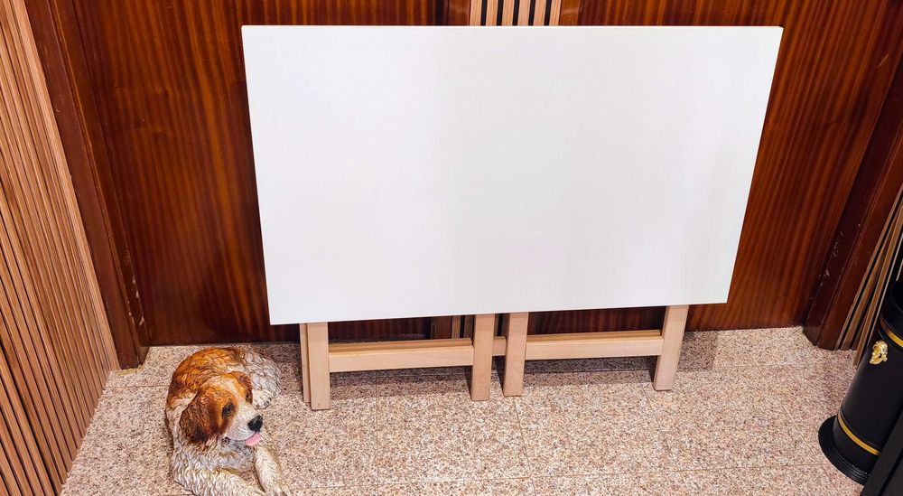 Mesa para escritório, estudo ou utilização ocasional