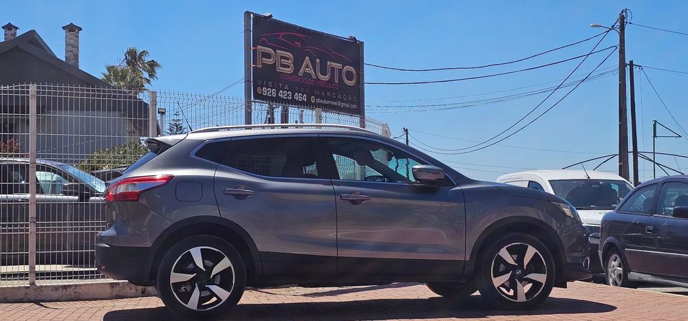 Nissan Qashqai 1.5 dCi N-Connecta 18 RS+PS