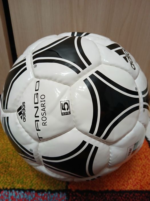 М'яч Адідас adidas