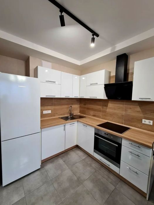 Сдам 1 кімнатну квартиру Євгена  Сверстюка,6 Е