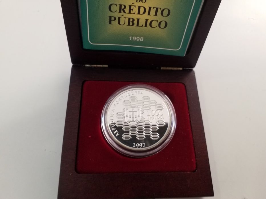 Moedas antigas em prata portuguesas proof.