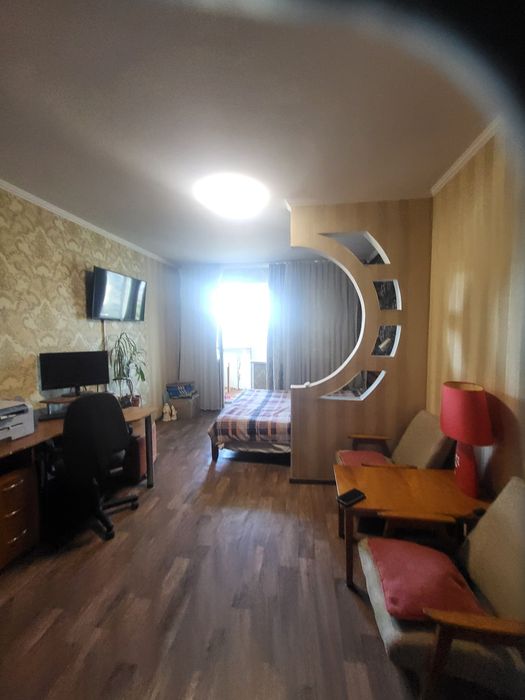 Продается 2- к квартиру Левый берег, 11МКР.