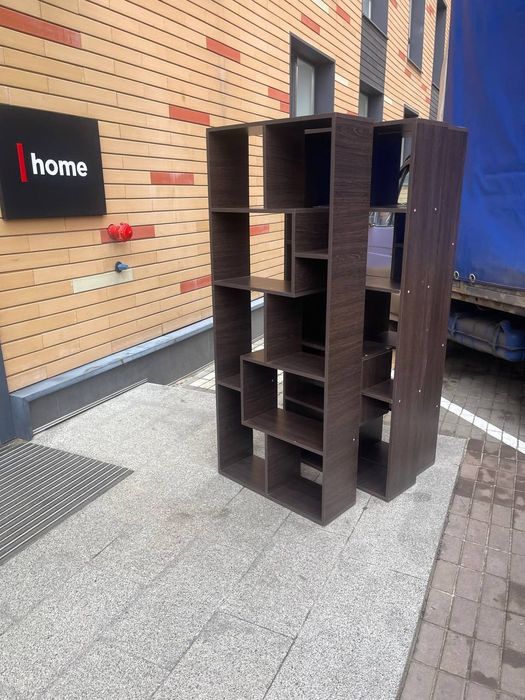 Продаю вживані меблі, столи, стільці,крісла,тумби,стелажі, полиці,