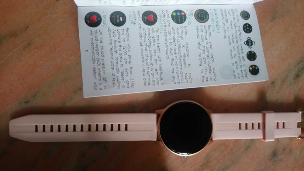 Фитнес браслет Германия