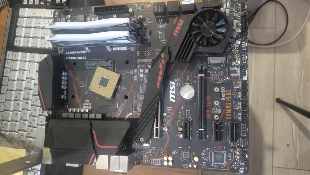 Msi mpg x570 GAMING PLUS Материнська плата am4