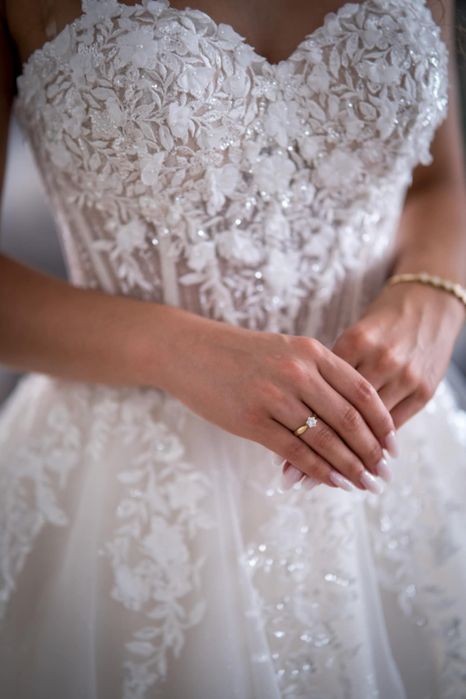 SUKNIA ŚLUBNA XS na 160cm piękna kwiaty