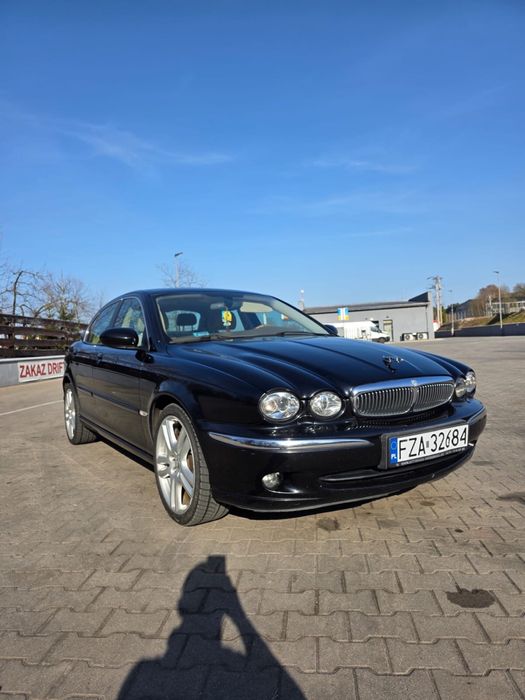 Jaguar X-Type