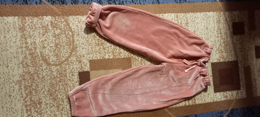 Штани  вельветові утеплені дівчинка