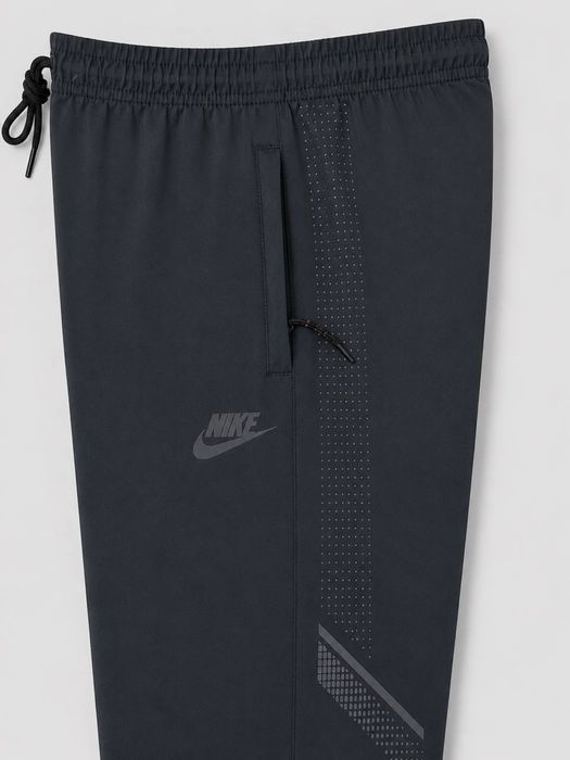 Літні штани Nike,мікрофібра,стрейч,плащівка.Легкі та невагомі.