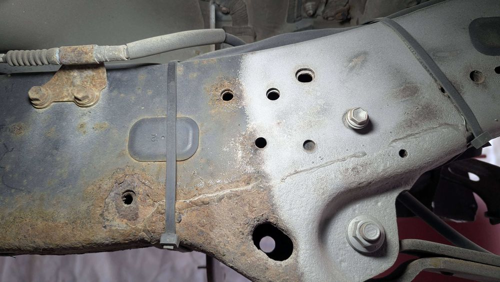 Konserwacja podwozi, zabezpieczenie antykorozyjne, renowacja podwozia