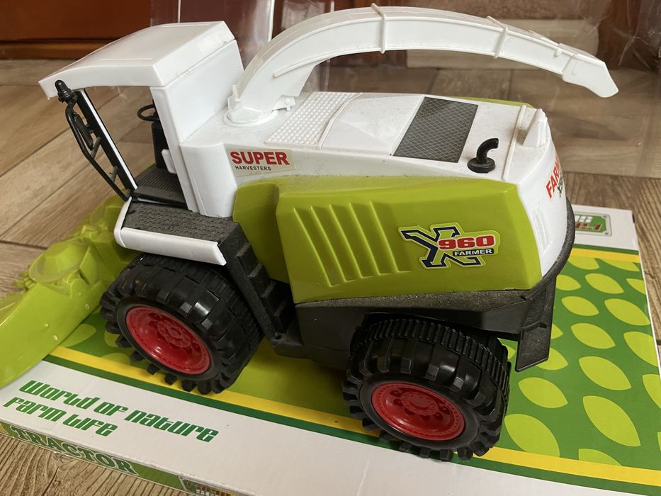 Комбайн дитячий в гарному стані