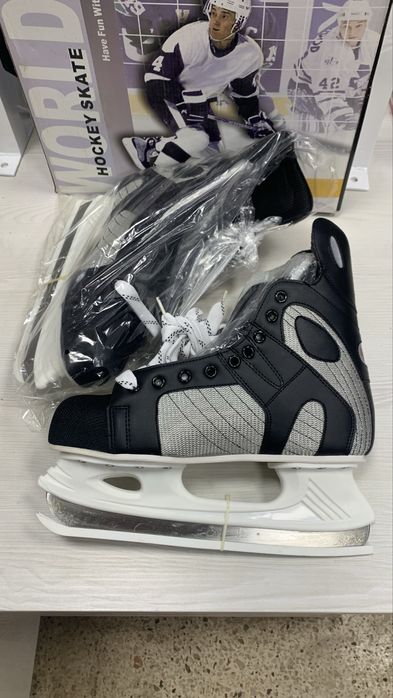 Ковзани (хокейні) 45 розмір