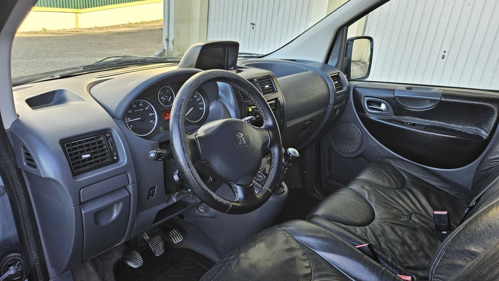 Peugeot Expert 2.0 Hdi 9 Lugares