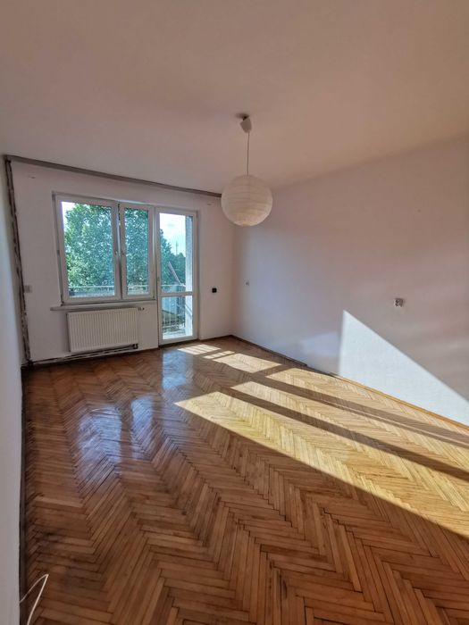 M3 w Centrum z potencjałem - 63 m²  3 pokoje + dwie piwnice - Widok 2