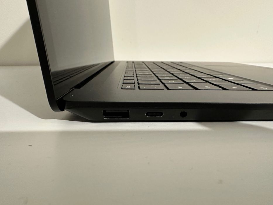 Microsoft Surface Laptop 5 15" | i7 | 32GB RAM | 1TB SSD |