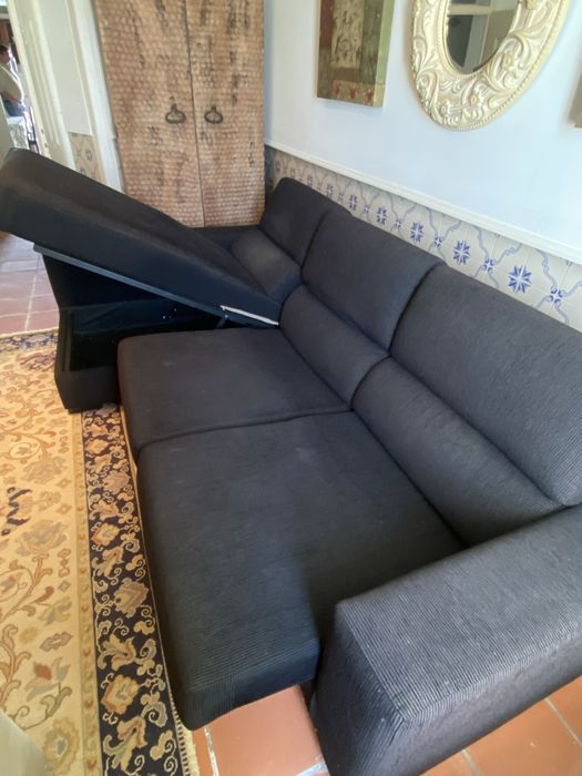 Sofá com chaise longue