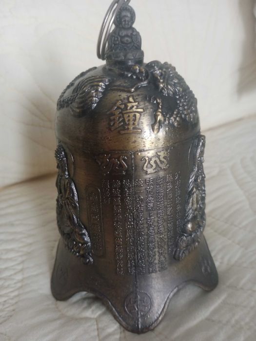 vintage  mosiężny dzwon buddyjski