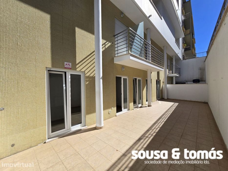 Apartamento T2 - Arrendamento