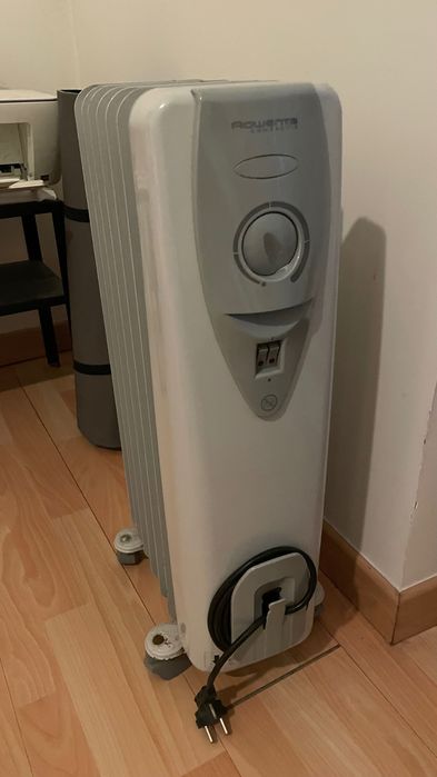 Aquecedor radiador a óleo rowenta