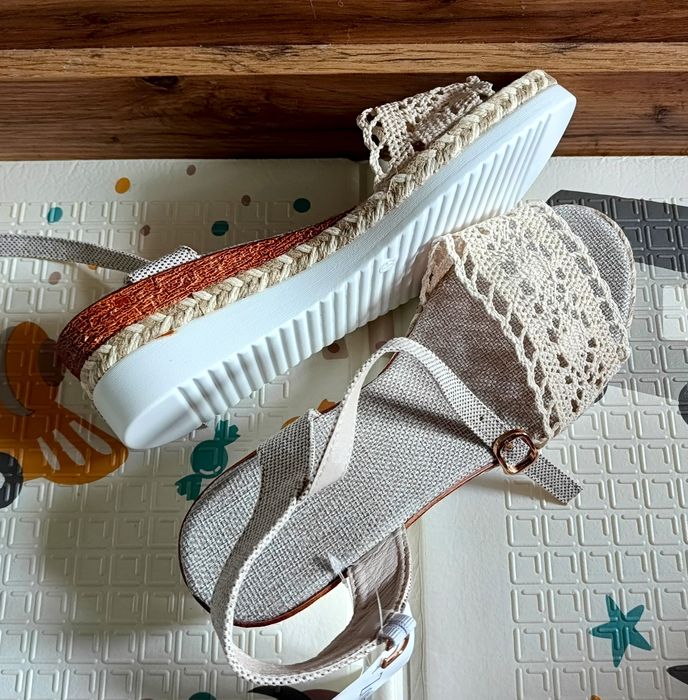 Nowe sandały sandałki boho