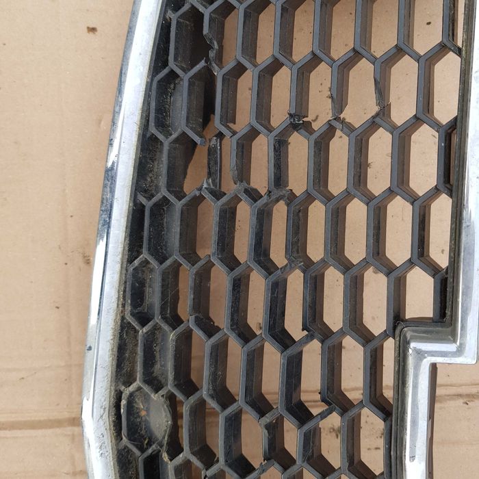 grill Chevrolet Cruze J300 08-