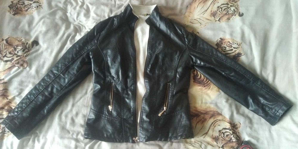 Куртка жіноча демісезона