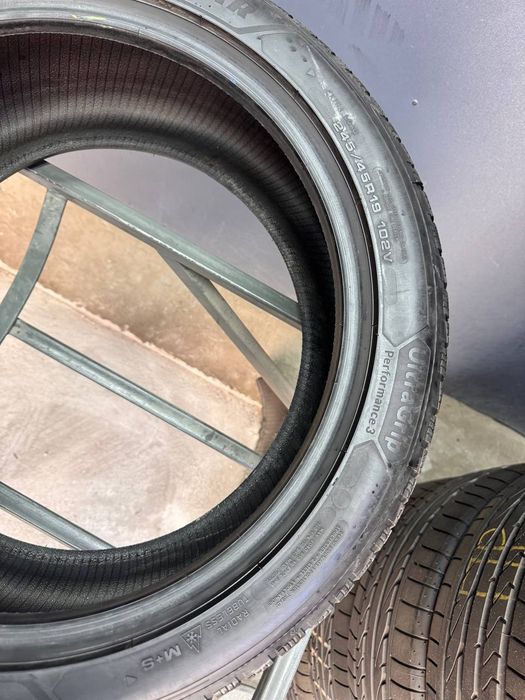 Шины БУ 245 45 R 19 Pirelli ultragrip performance 3 Зима Комплект