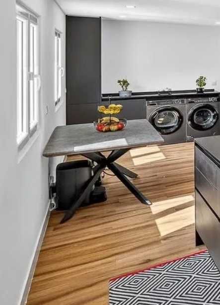 Mesa Sala / Cozinha Cinza