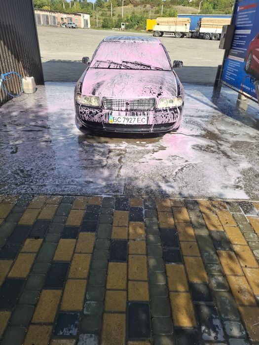 Продам Ауді А4 В5