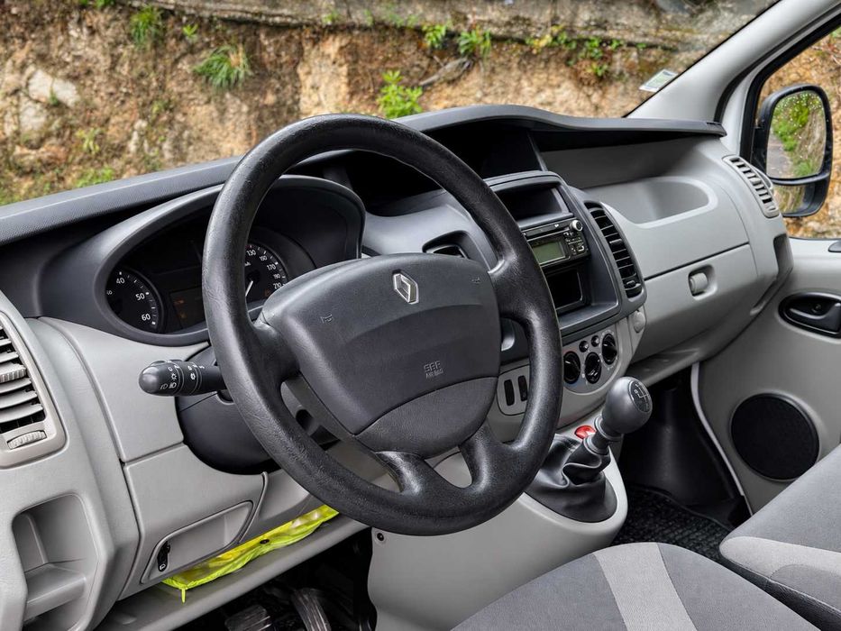 Renault Trafic 2.0 DCI Nacional 3 lugares