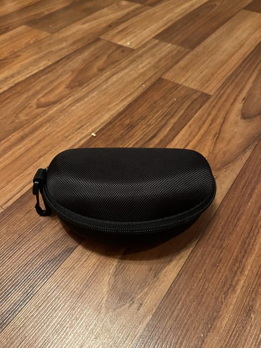 Футляр с линзами на очки oakley