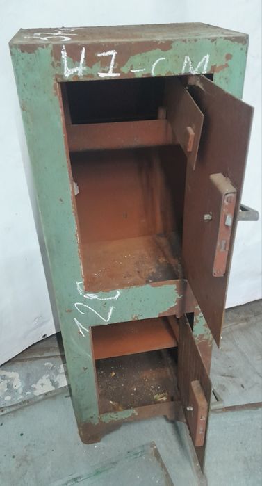 Сейфи металеві б/у