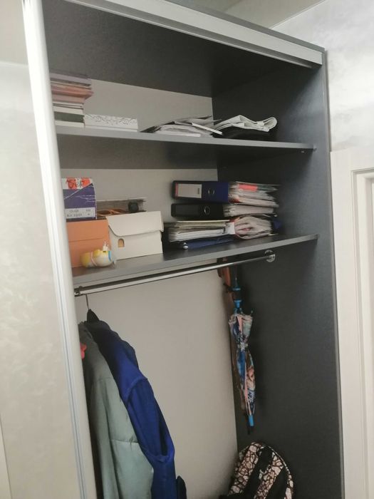 Продам шафу для коридору