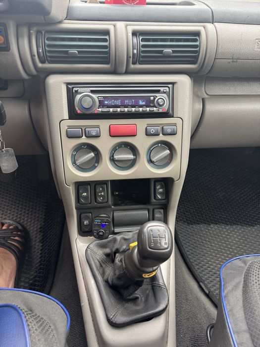 Автомобіль Land rover Freelender 1