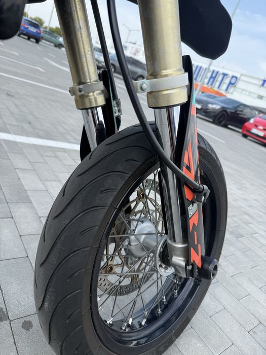 Мотоцикл Suzuki DR-Z 400 SM