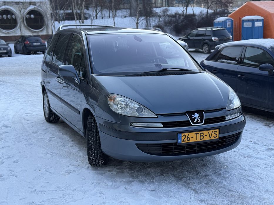 Peugeot 807 TDI 2.0  хороша комплектація